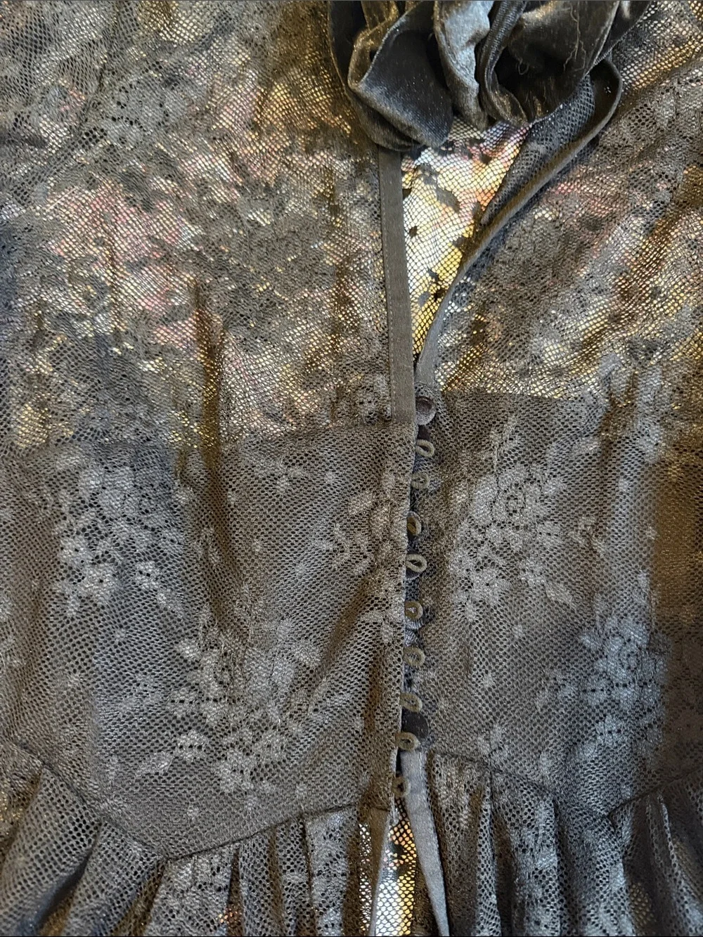 Unique Vintage Black Lace Duster with Floral Lining - Picture 3 of 10